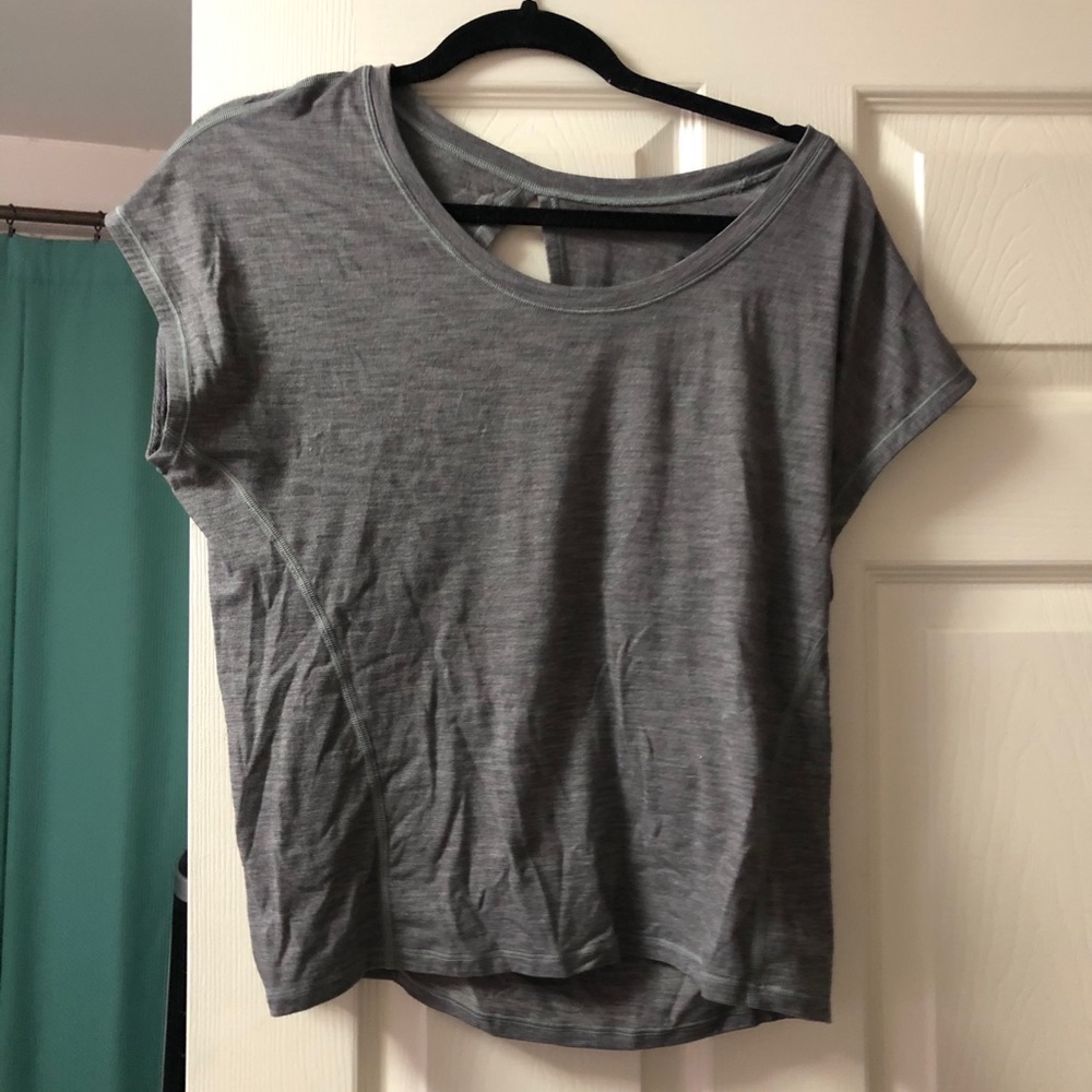Lululemon T-shirt